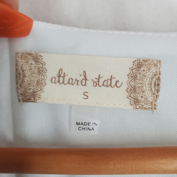 Altar'd State Lisa ditsy floral mini dress light green Size S EUC long Sleeves - Picture 7 of 8